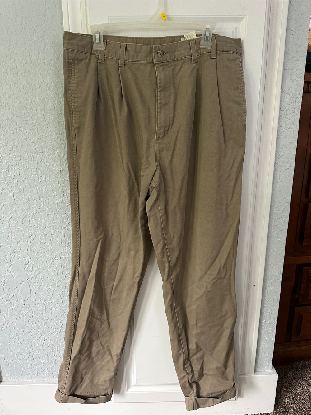 Eddie Bauer Men's Tan Pleated Chinos